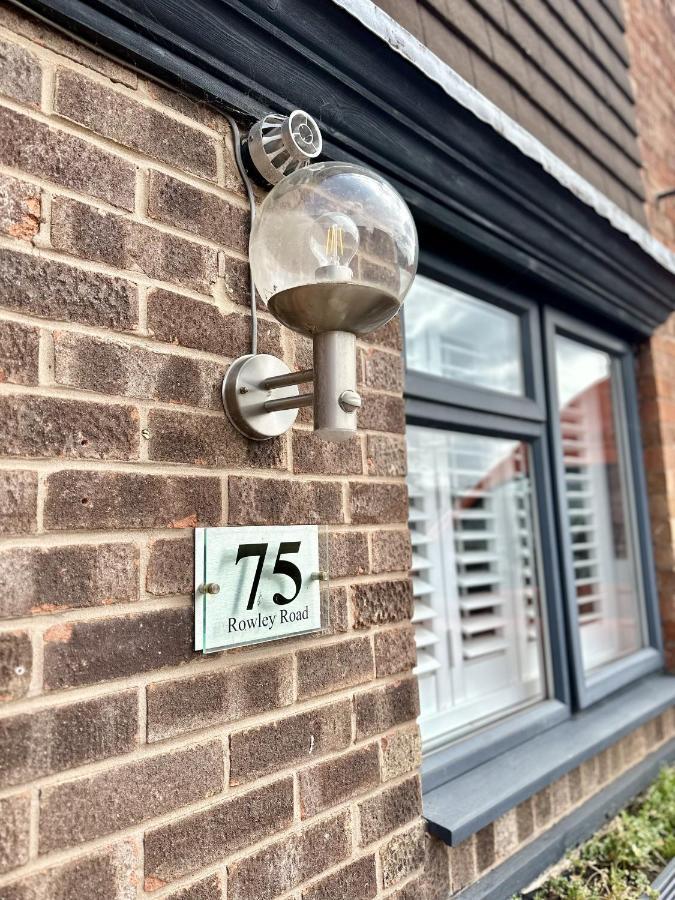 Villa Fantastic 2-Bed House With Parking - Hosted By Hutch Lifestyle à Leamington Spa Extérieur photo